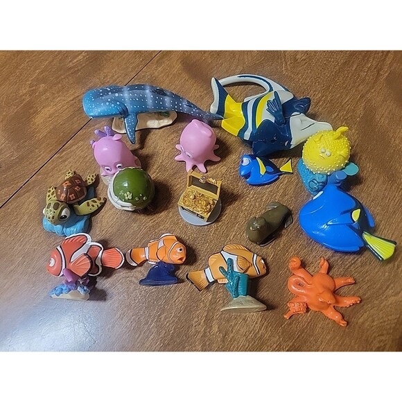 Disney Pixar Finding Dory Nemo Action Figure Lot Cake Toppers - Picture 2 of 8